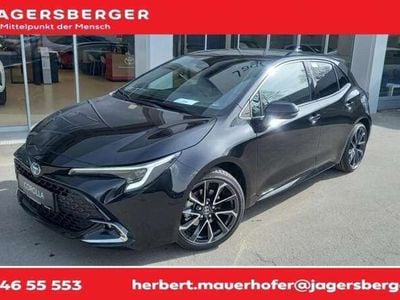 Schwarz Neu 2025 Toyota Corolla Lounge Limousine | € 35.987 (Guter Preis)