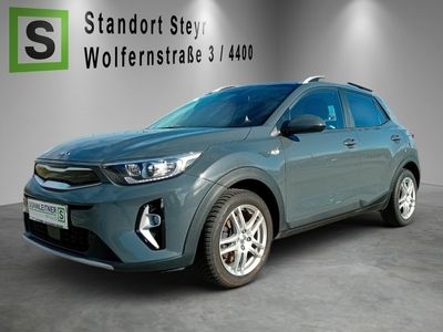 gebraucht Kia Stonic 1,0 TGDI Silber