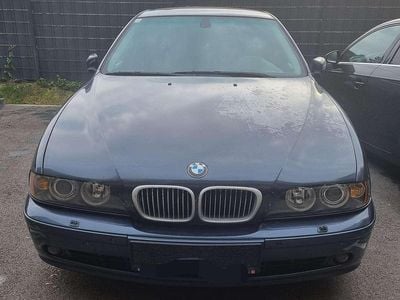 Gebraucht BMW 525 163 PS (119 kW) 2002 Blau Limousine