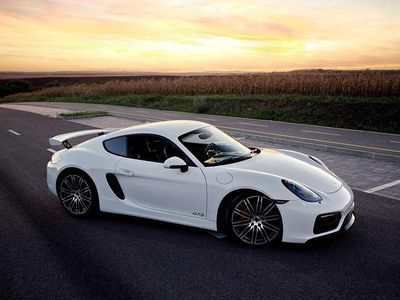 Weiß Gebraucht 2015 Porsche Cayman GTS Coupé | € 69.990
