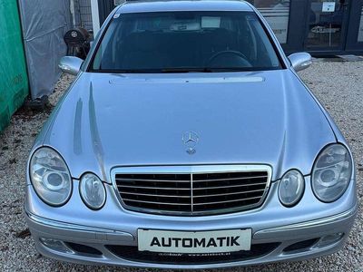 Grau Gebraucht 2003 Mercedes E270 Limousine | € 3.990
