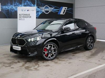 Saphirschwarz metallic Gebraucht 2024 BMW X2 Shadowline SUV | € 53.980