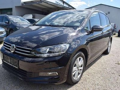 Schwarz Gebraucht 2020 VW Touran Comfortline Van / Kleinbus | € 23.600 (Fairer Preis)