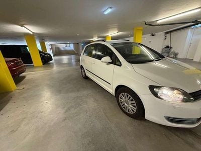 Weiß Gebraucht 2011 VW Golf VI Comfortline Kleinwagen | € 4.500 (Guter Preis)