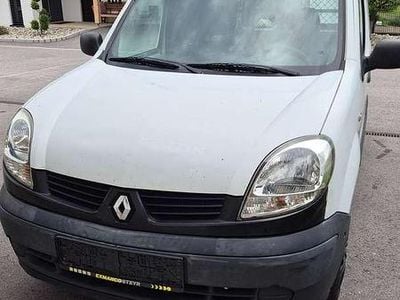 Weiß Gebraucht 2007 Renault Kangoo Van / Kleinbus | € 1.300