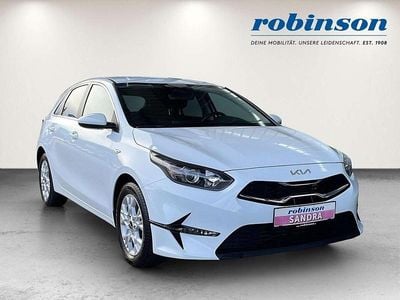 Gebraucht Kia Ceed Silver 101 PS (74 kW) 2024 Weiß Kleinwagen