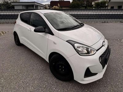 Gebraucht Hyundai i10 67 PS (49 kW) 2019 Weiß Kleinwagen