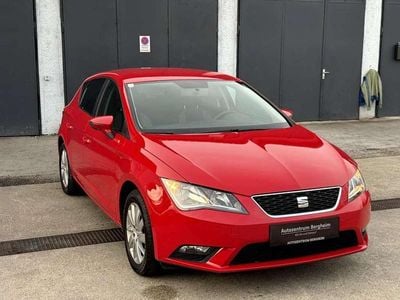 Rot Gebraucht 2015 Seat Leon Reference Limousine | € 7.990 (Guter Preis)