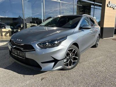 Silber Neu 2025 Kia Ceed Sportswagon Silver Kombi | € 24.940 (Teuer)