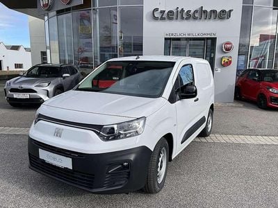 Weiß Gebraucht 2023 Fiat e-Doblò Van / Kleinbus | € 29.900 (Teuer)