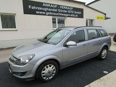 Silber Gebraucht 2009 Opel Astra Edition Kombi | € 4.900