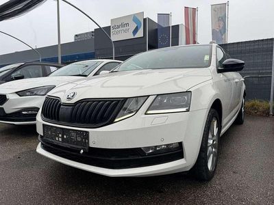 Weiß Gebraucht 2020 Skoda Octavia Style Kombi | € 10.995