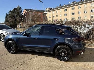 Blau Gebraucht 2015 Porsche Macan S SUV | € 31.500