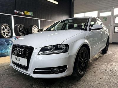 Weiß Gebraucht 2012 Audi A3 Design Limousine | € 7.750 (Fairer Preis)