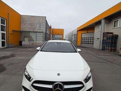 Gebraucht Mercedes A200 163 PS (119 kW) 2018 Limousine