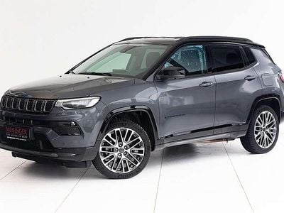 Gebraucht Jeep Compass Summit 179 PS (131 kW) 2024 Grau SUV