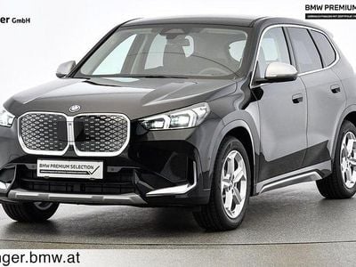 Saphirschwarz Gebraucht 2024 BMW iX1 xLine SUV | € 50.950 (Teuer)
