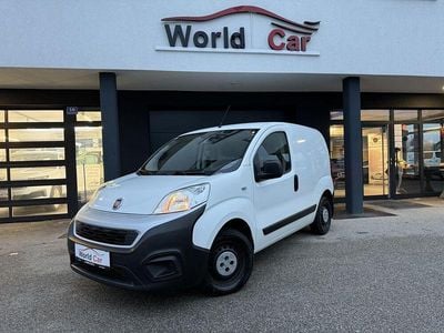 Weiß Gebraucht 2018 Fiat Fiorino Van / Kleinbus | € 7.290