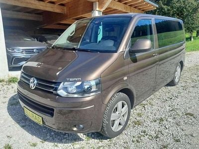 Gebraucht VW Multivan Team 180 PS (132 kW) 2011 Braun Van