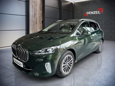 Sanremo green metall Gebraucht 2025 BMW 230e Active Tourer Efficient Dynamics Van / Kleinbus | € 49.950 (Etwas zu teuer)