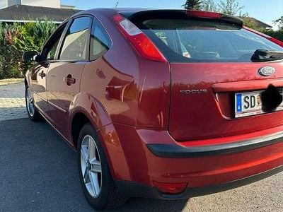 Gebraucht 2007 Ford Focus Trend Limousine | € 2.400