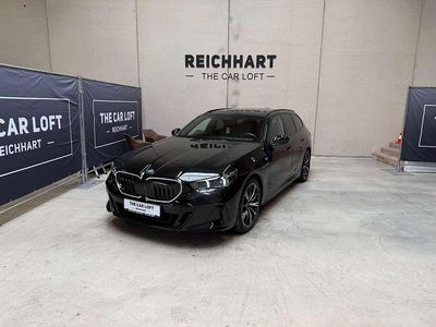 Gebraucht BMW 530e M Sport 299 PS (219 kW) 2024 Schwarz Kombi