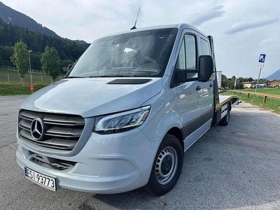 Grau Gebraucht 2024 Mercedes Sprinter Van | € 46.000