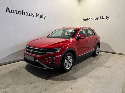 Mittelrot metallic Gebraucht 2024 VW T-Roc Style SUV | € 29.790 (Fairer Preis)