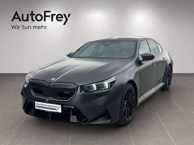 Grau Gebraucht 2025 BMW M5 Shadowline Limousine | € 133.890