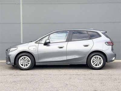 Gebraucht BMW 225 136 PS (100 kW) 2022 Grau Kombi