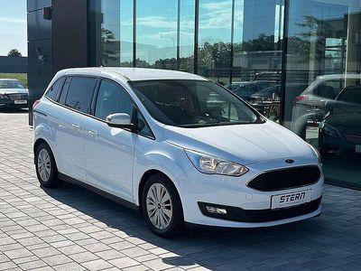 Weiß Gebraucht 2017 Ford Grand C-Max Trend Van / Kleinbus | € 11.990