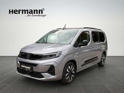 Grau Gebraucht 2024 Opel Combo Van / Kleinbus | € 36.990