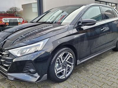 Neu Hyundai i20 N Line 101 PS (74 kW) 2025 Schwarz Kleinwagen