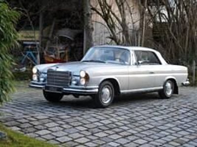 Silber Gebraucht 1969 Mercedes 280 SE Coupé | € 98.800