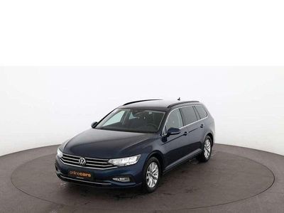 Blau Gebraucht 2023 VW Passat Business Kombi | € 22.490 (Guter Preis)