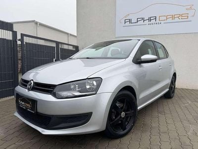 Silber Gebraucht 2009 VW Polo Comfortline Limousine | € 5.890 (Teuer)