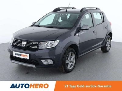 Grau Gebraucht 2019 Dacia Sandero Prestige Kleinwagen | € 13.390 (Teuer)