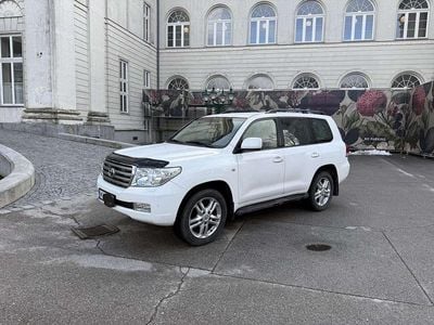 Weiß Gebraucht 2008 Toyota Land Cruiser V8 SUV | € 33.500