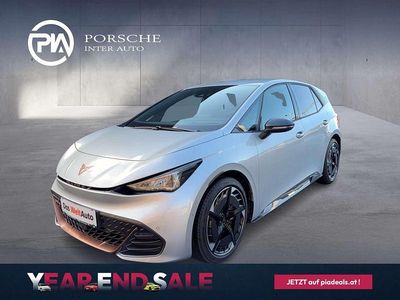 Silber Neu 2025 Cupra Born e-Boost Kleinwagen | € 41.550 (Teuer)
