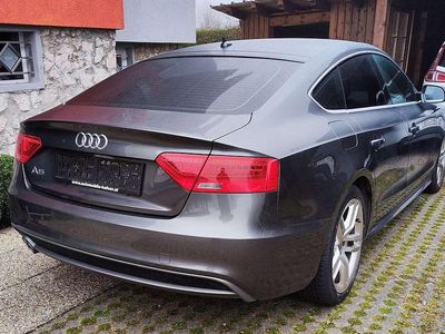 Silber Gebraucht 2015 Audi A5 Sportback Kleinwagen | € 13.000