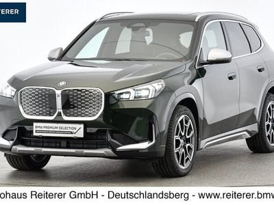 Grün (sanremo green) Gebraucht 2024 BMW iX1 xLine SUV | € 54.990 (Teuer)