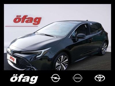 Schwarz Gebraucht 2025 Toyota Corolla Active Limousine | € 29.490 (Etwas zu teuer)