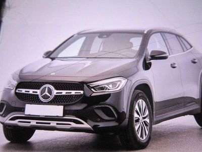 Gebraucht Mercedes GLA180 116 PS (85 kW) 2020 Schwarz SUV