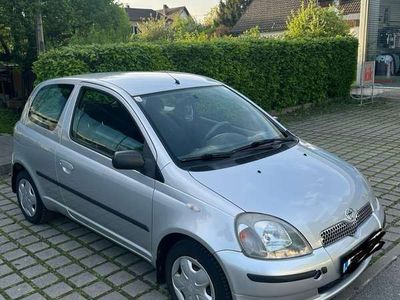 gebraucht Toyota Yaris 1,0 VVT-i