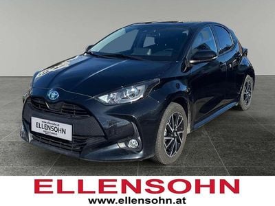 Gebraucht Toyota Yaris Hybrid Active 92 PS (67 kW) 2023 Schwarz Kleinwagen