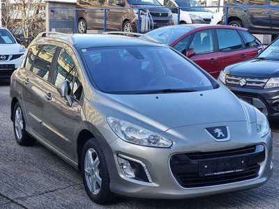 gebraucht Peugeot 308 SW 16 HDi 95 Active