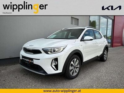 Gebraucht Kia Stonic Silver 99 PS (72 kW) 2024 Weiß SUV