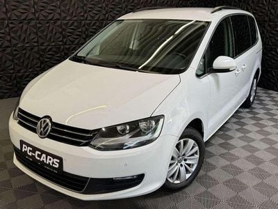 Weiß Gebraucht 2018 VW Sharan Comfortline Van / Kleinbus | € 15.990