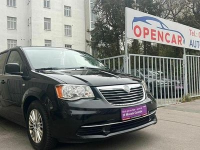 Gebraucht 2012 Lancia Voyager Van / Kleinbus | € 9.499