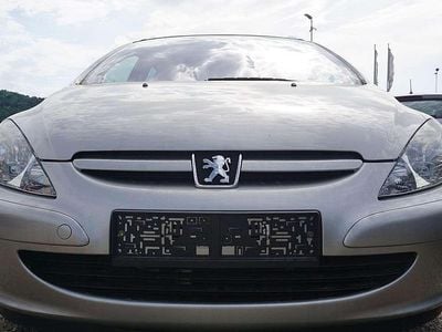 Beige Gebraucht 2005 Peugeot 307 Kombi | € 590